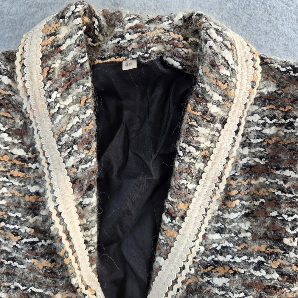 Vintage Cropped Bouclé Jacket Women Size 46 Brown Tan Tweed Ric-Rac Trim - Picture 4 of 8